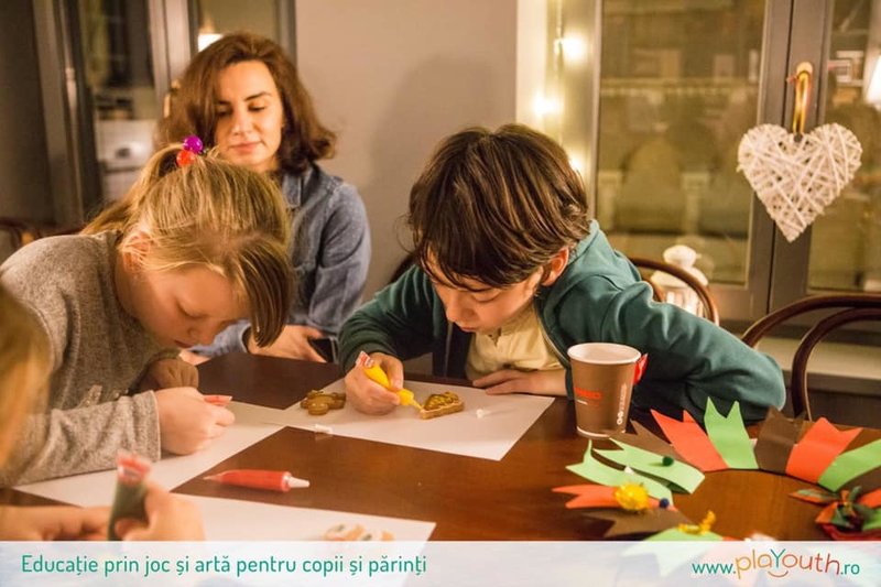 PlaYouth - Ateliere si cursuri pentru copii si parinti